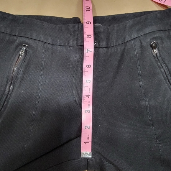 BCBGMaxAzria Size M Washed Black Stretch Leggings / Pants - Picture 9 of 15